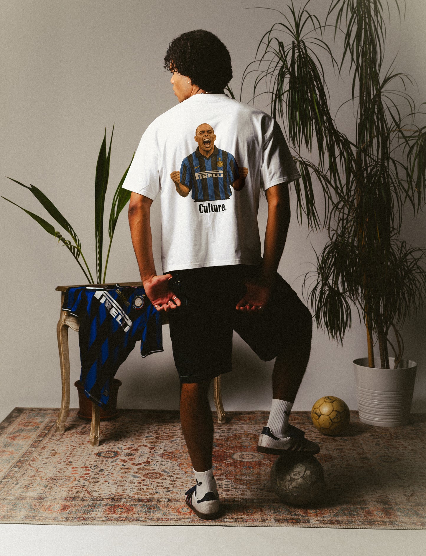 R9 T-shirt